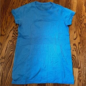 Blue lululemon short sleeve top